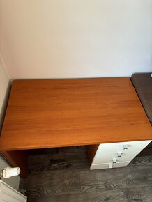 Psací stůl, stolek na PC, skříně - 3