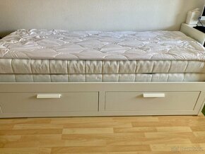 Rozkládací postel Brimnes Ikea - 3