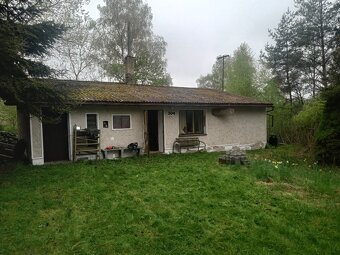 Chata a hospodářský pozemek, Zbraslavice - 3