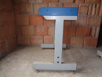 kovový stůl - 3