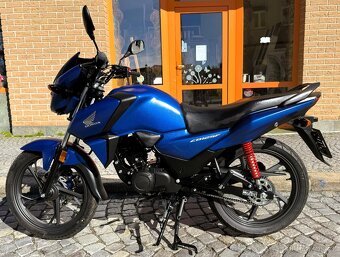 Honda CB 125F - 3