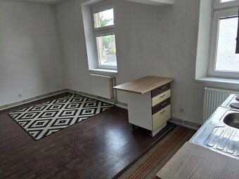 Pronájem bytu 2+kk 60 m2 v centru Kladna - 3