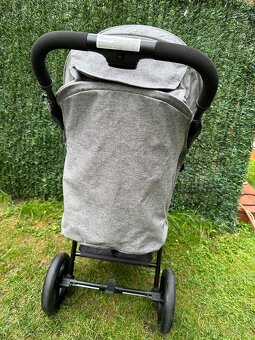Lehký sportovní kočárek Kinderkraft Trig 2 Grey top stav - 3