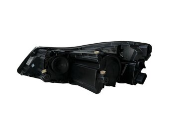 Pravý halogen 1Z1941016F Škoda Octavia 2 FL r.v. 2012 - 3