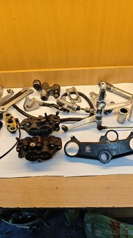 Díly Suzuki GSX-R 600/750 K1-K3 - 3