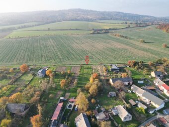 Nová Hradečná - stavební pozemek 1030 m2 - 3