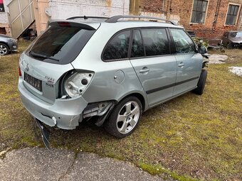 Škoda Fabia II combi na náhradní díly - 3