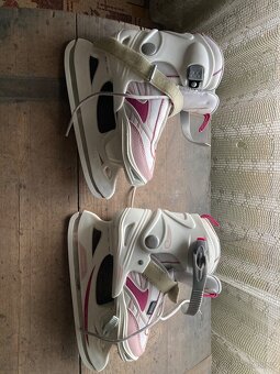 Dívčí brusle 34-37 - 3