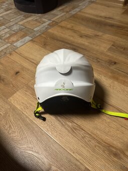 Dámska lyžarska helma - 3