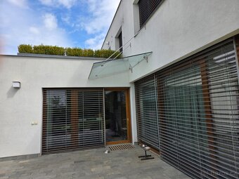 Skleněná stříška - 3