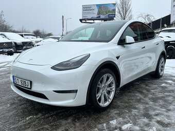 Tesla Model Y 2023 - 3