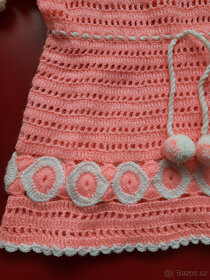Háčkované šatičky a pletená sukýnka - 3