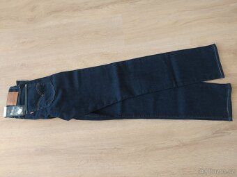 Dámské rifle Levi's 724 tmavě  modré 28/30 - 3