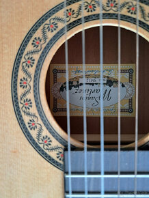 Prodám dětskou kytaru Santos Martinez SM12 - 3
