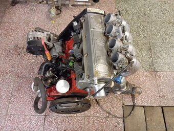 Závodní motor VW 2.0 8V - 3