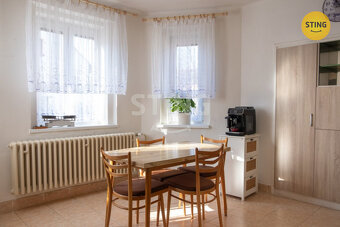 Rodinný dům se zahradou 8 km od D8, 131817 - 3