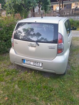 Daihatsu Sirion - 3