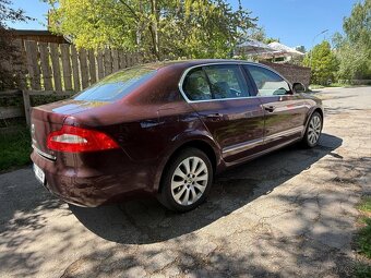 Skoda SuperB 2.0 tdi 125kw top výbava - 3