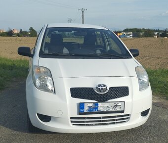 Toyota Yaris 1.0 - Top vzhled - 3
