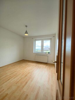 Prodej bytu 2kk s balkonem, 51m2, klidná lokalita - 3