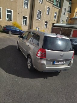 Opel Zafira B 1.8 2011 103kw plyn - 3