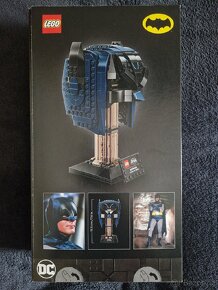 76238 Ikonická komiksová Batman Helma - 3