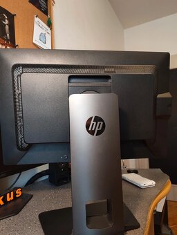 Monitor HP Z24i - 3