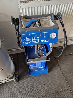VYBAVENÍ AUTOSERVISU A PNEUSERVISU - 3