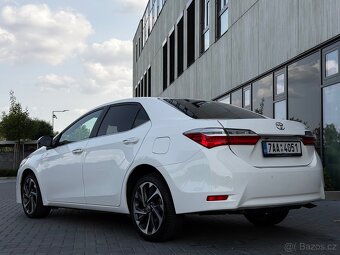 Toyota Corolla 1.6 Valvematic Executive / automat / 2018 - 3