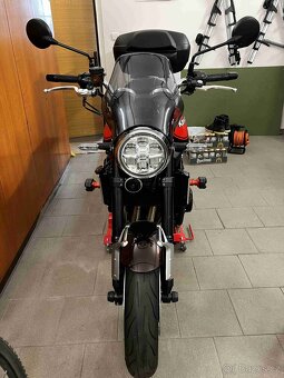 Kawasaki Z900RS - 3
