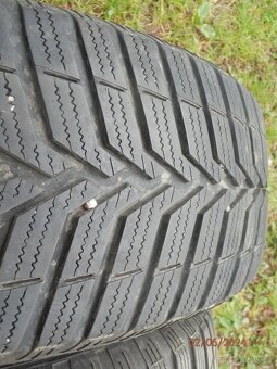 4xObutá zimní sada kol na OPEL CORSA D 185/65 R15 - 3