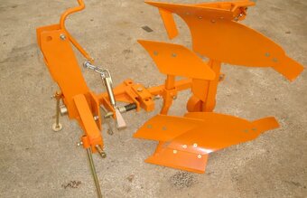 Pluh, obracák za malotraktor, jednoradličný - 3