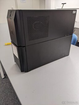 APC Smart-UPS 2200 - 3