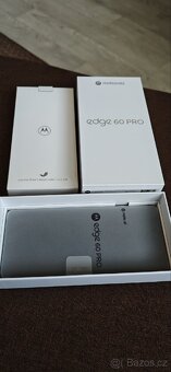 Motorola Edge 60 Pro 12GB/512GB PANTONE Shadow - 3