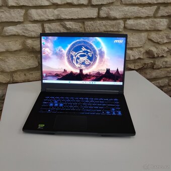 Herní notebook MSI THIN A15 B7VE,RTX 4050,144Hz - 3