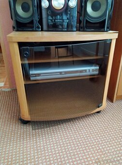 Televizní stolek - 3