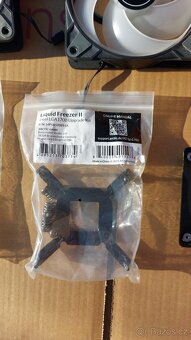 AIO chladič na procesor ARCTIC Liquid Freezer II 240 - 3