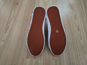 Prodam nove s vysackou boty Tlapkova patrola 34,HM - 3