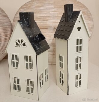 Skandinávský domek jako svícen - 3