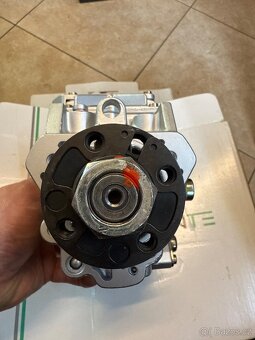 Vstřikovací čerpadlo Opel Astra 0470504015 09196713 - 3