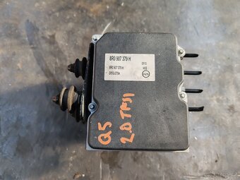 ABS Pumpa Audi Q5 (8R) 8R0907379H - 3