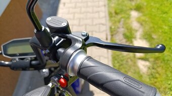 Prodám elektroskútr chopper s výraznou slevou skoro nejetý - 3