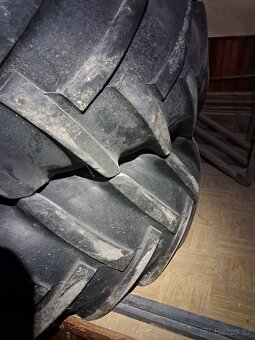 Kola, pneu Zetor Crystal 18,4-34 - 3