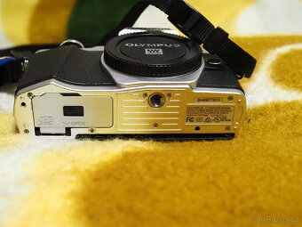 Olympus OM-D E-M10 Mark II - 3