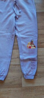 Dívčí tepláky, velikost: 140 - 3