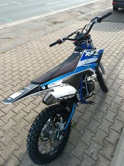 Pitbike Thunder 250cc 21x18 modrá - 3