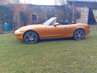 MAZDA MX-5 1.8 - 3