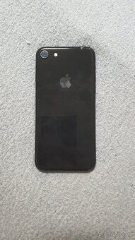 Apple iPhone 8 - 3