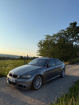 Bmw e90 LCI 330d - 3
