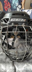 Hokejová helma - 3